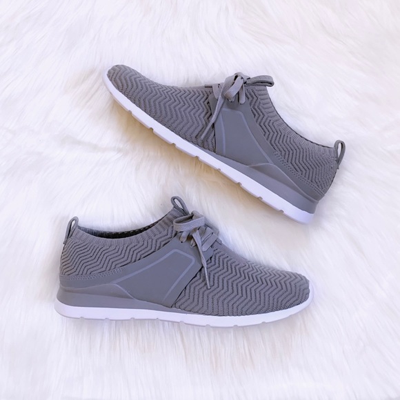 UGG Women’s Willows Sneakers In Seal Grey - Picture 7 of 8